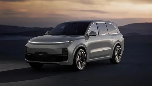 2025年多家车企战略转型遇挫 理想汽车模式引发行业反思-图1 2025年多家车企战略转型遇挫 理想汽车模式引发行业反思-图1