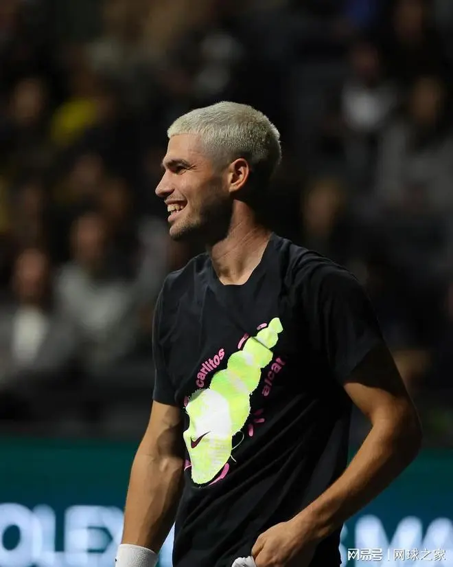 阿尔卡拉斯首夺法网冠军完成红土大三元 跻身男子网坛历史第五人-图5 阿尔卡拉斯首夺法网冠军完成红土大三元 跻身男子网坛历史第五人-图5